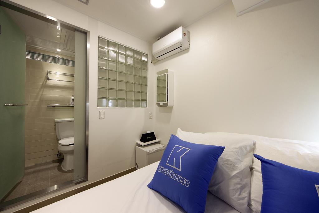 K-Guesthouse Myeongdong 1 Сеул Номер фото