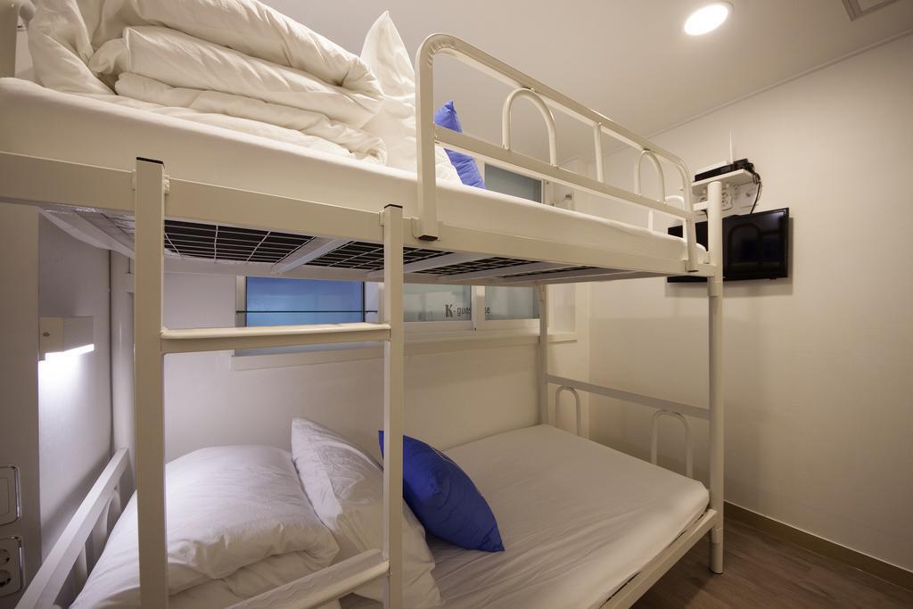 K-Guesthouse Myeongdong 1 Сеул Номер фото