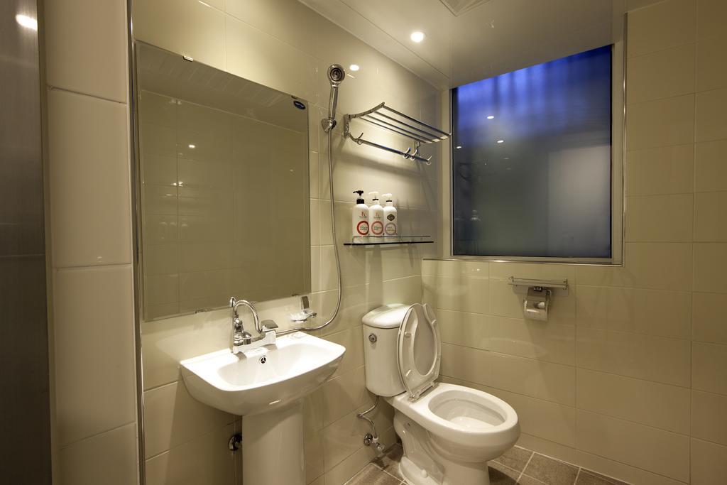 K-Guesthouse Myeongdong 1 Сеул Экстерьер фото